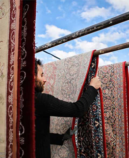 خشک کردن قالی در قالیشویی چیتگر